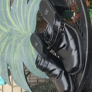 Black Heel Shoes